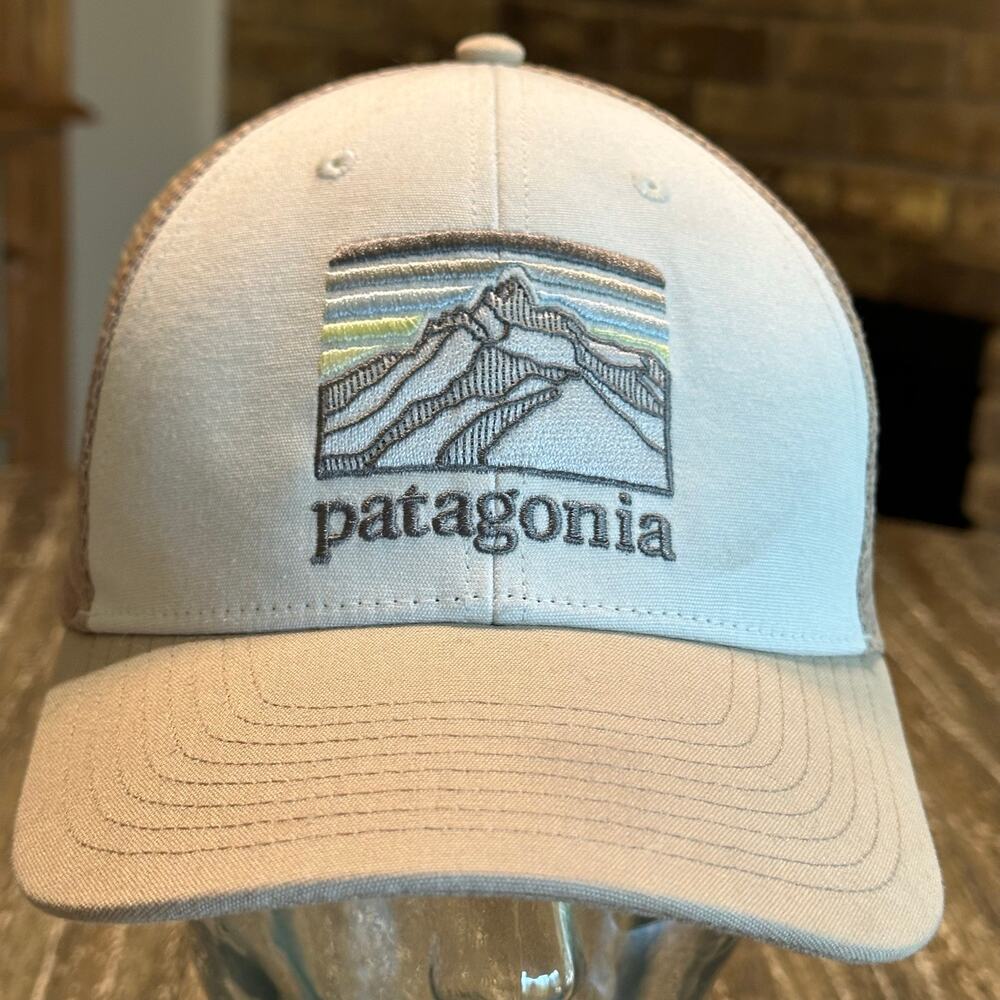 Patagonia Adjustable SnapBack Mesh Trucker Hat Cap Tan Beige Cream Hiking Unisex
